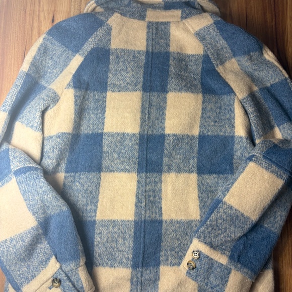 Jacket - Picture 2 of 4